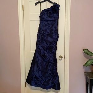 Catherine Regehr Silk Navy One Shoulder Gown